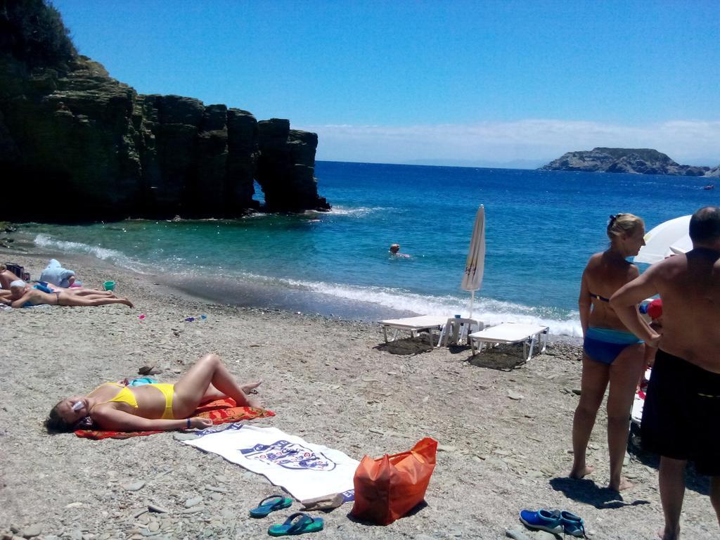 Mary'S Studios Agia Pelagia  Buitenkant foto